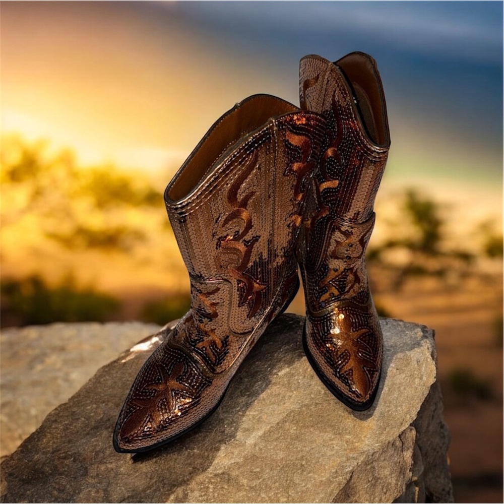 🔥🔥 Western Cowboy Sequin Embellished Tan Boots